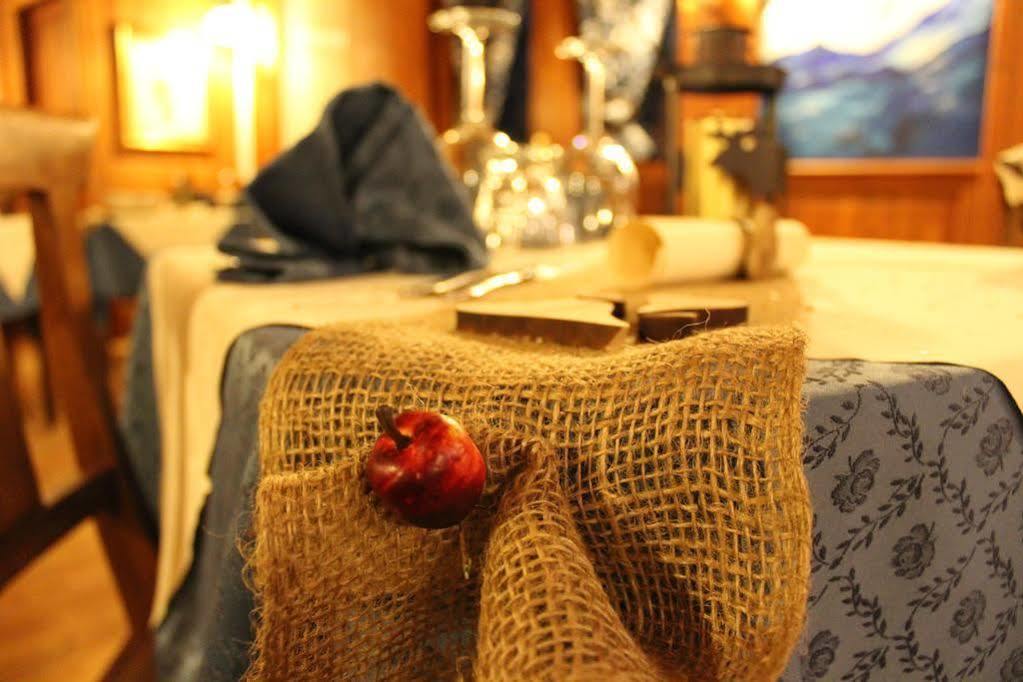 Hotel Miravidi A Cervinia เบรยล์-แชร์วิเนีย ภายนอก รูปภาพ